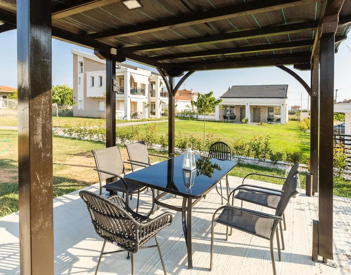 Bianco Mare Studios-Apartments Kalyves Polygyrou